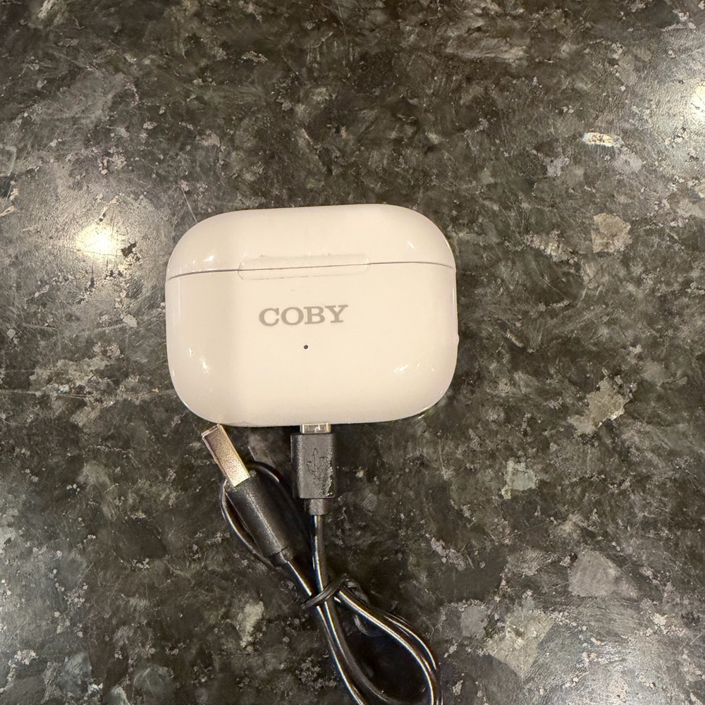 Coby White Earbud Headphones